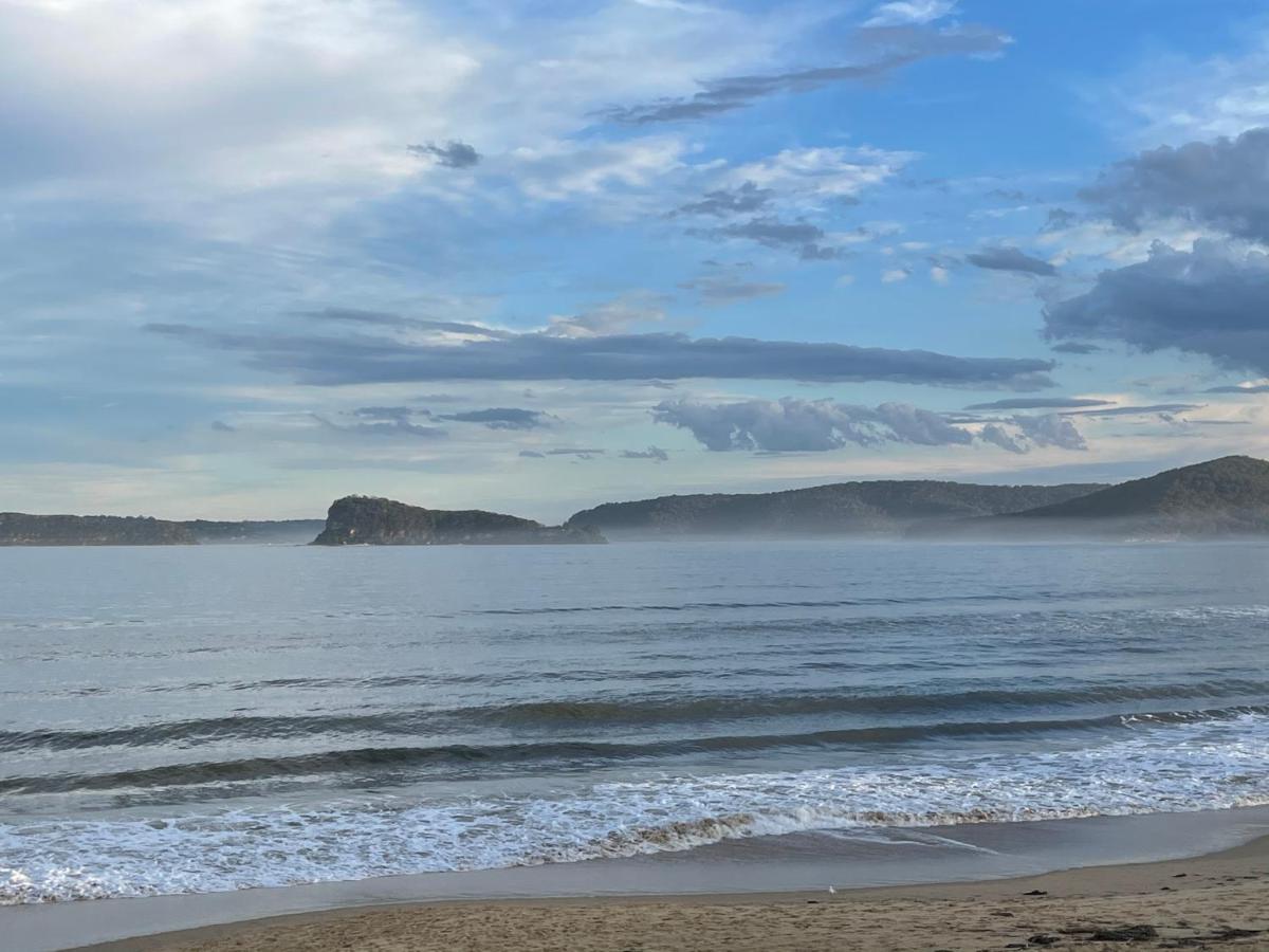 Agapi On Cambridge Hotel Umina Beach Exterior photo